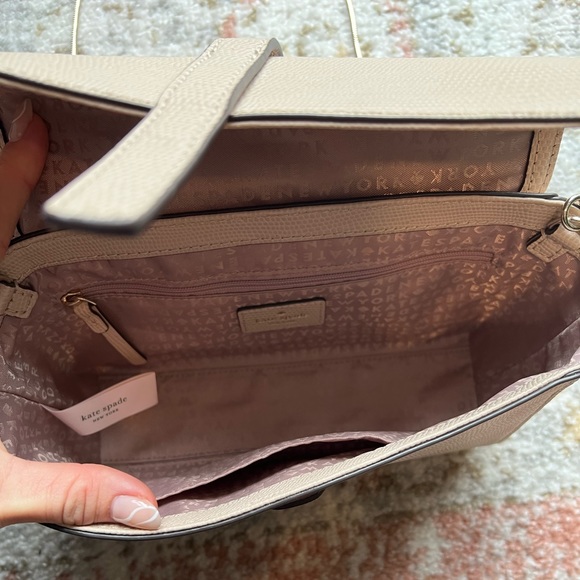 Kate Spade Riverside Street Emmie crossbody bag - Picture 5 of 9